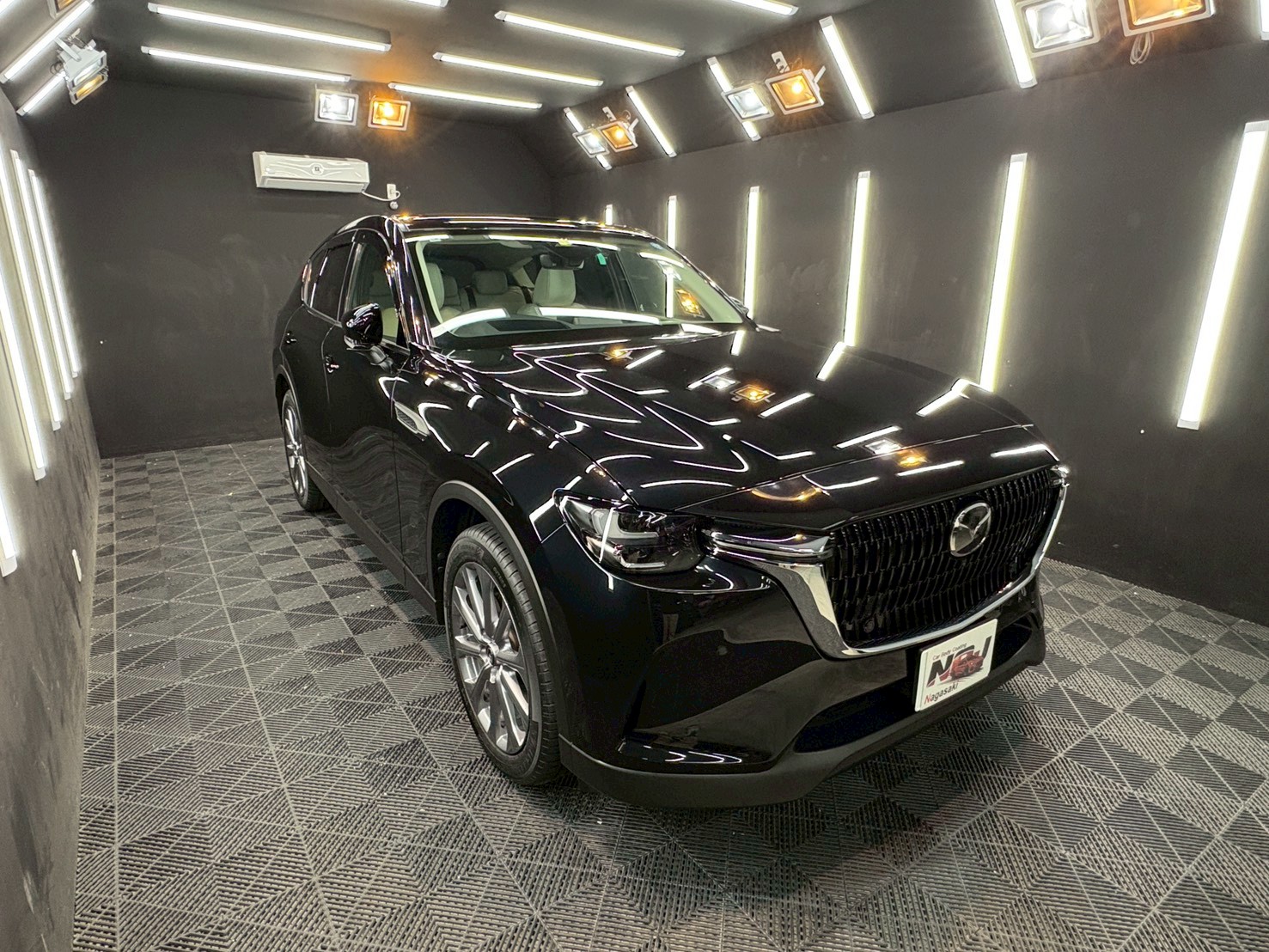 【マツダ CX-60】研磨とロイヤルコーティングで蘇る黒へ